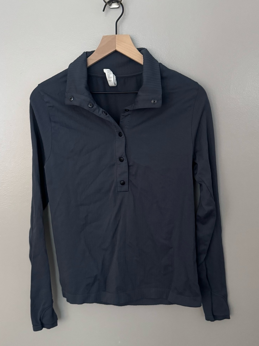 Athleta Flurry Seamless Henley Long Sleeve